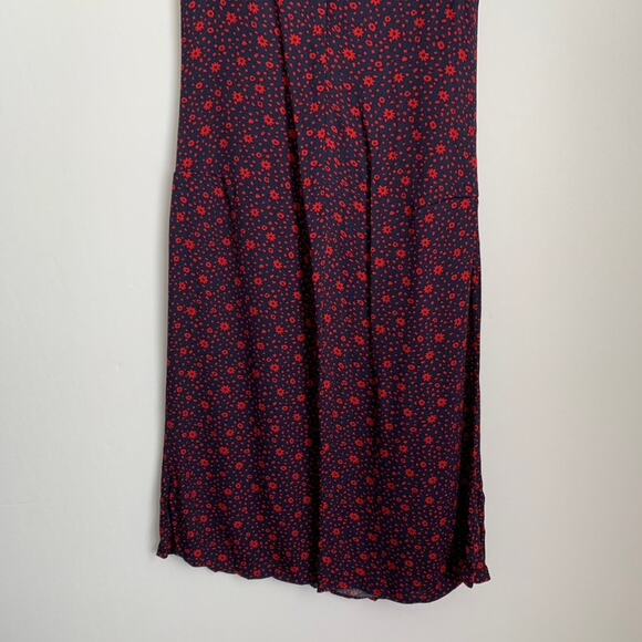 Reformation Gilmore Dress Navy Blue with Ditsy Red Floral Print Womens Size 2 - Picture 5 of 12